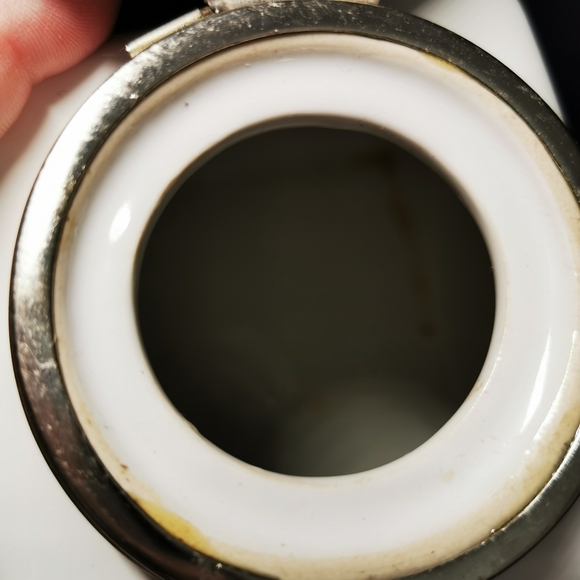 Chateau Cos D Estournel Wine Decanter - Picture 16 of 16